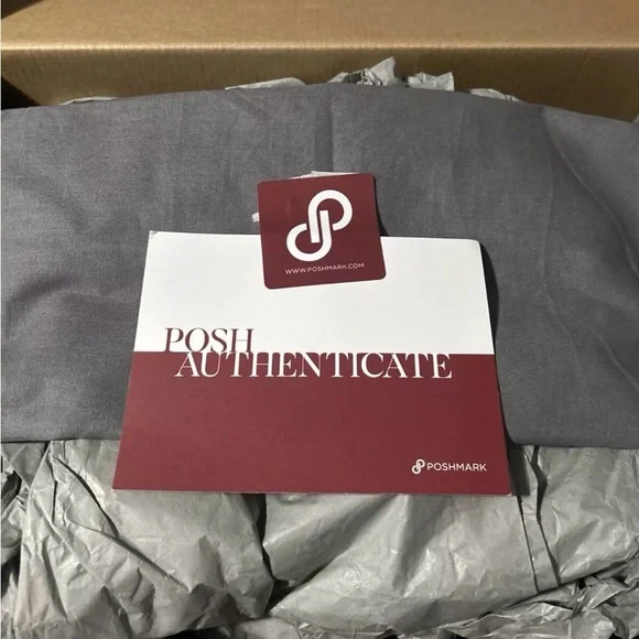 Balenciaga White Sneakers - Picture 8 of 8